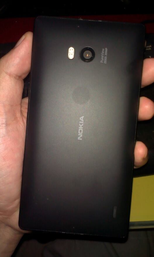 Bán Lumia 930 Black FPT tại Tân Bình HCM.